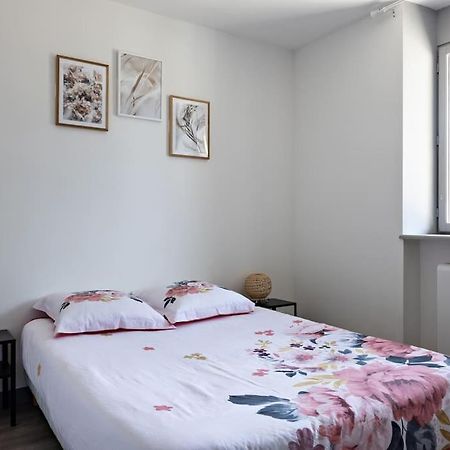 Le Petit Tyard Apartment Шалон-сюр-Сон Екстериор снимка